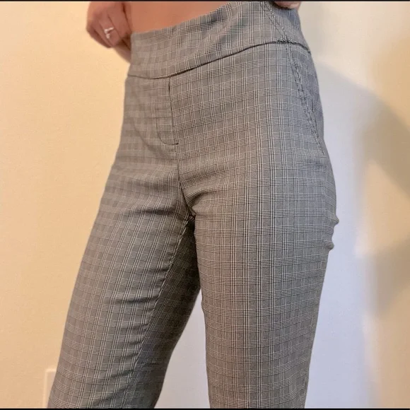 chinese dress ladies Hilary Radley Ladies' Pull-On Pant with Tummy Control/Black/Off-White Plaid  (Multi)/Small at Amazon Women's Clothing store